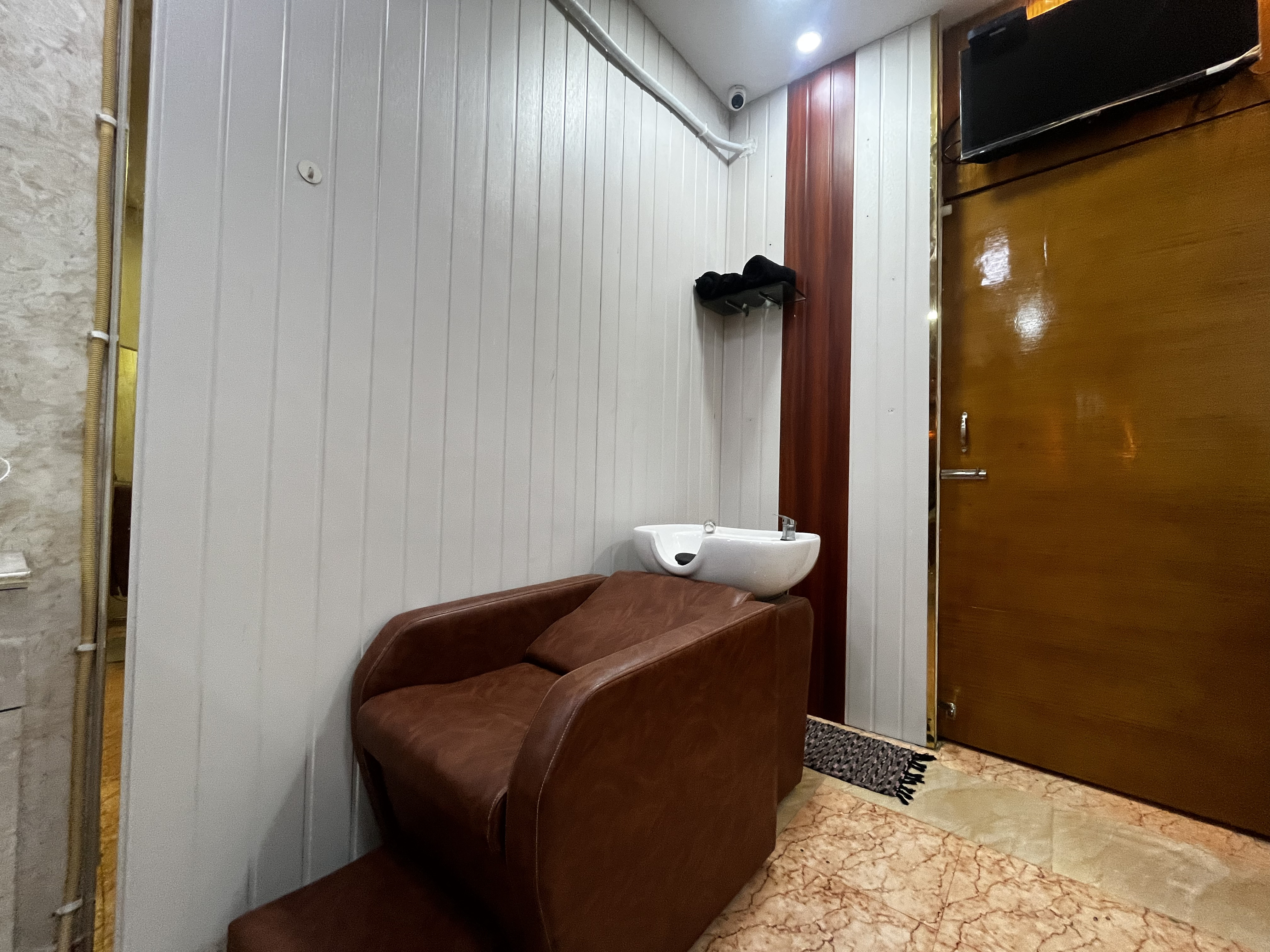 Studio Interior 6